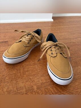 Zoo York Mens Skate Shoes Size 7 Tan Khaki Canvas Low Top Sneakers Streetwear